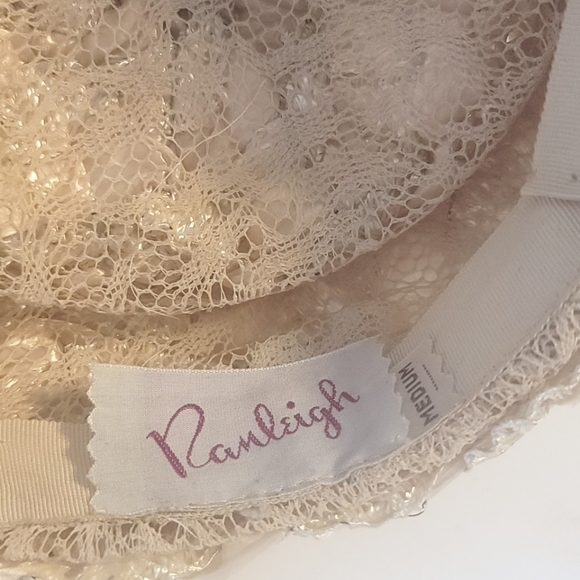Vintage Ranleigh bridal wedding pillbox hat bridal ivory satin lace size medium - Picture 7 of 10